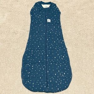 Ergo pouch 2.5 tog 3-6 months